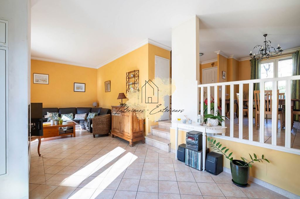 Maison JOUY LE MOUTIER (95280) INTERIEURS-EXTERIEURS