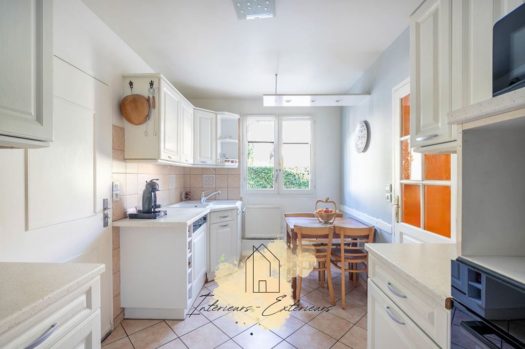 Maison JOUY LE MOUTIER (95280) INTERIEURS-EXTERIEURS